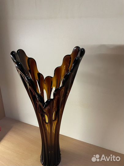 Ваза для цветов, коралл