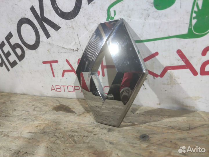 Эмблема крышки багажника Renault Kaptur (2016+)