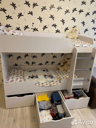 Кровать двухьярусная детская