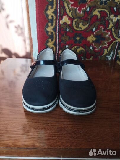 Туфли для девочки в школу