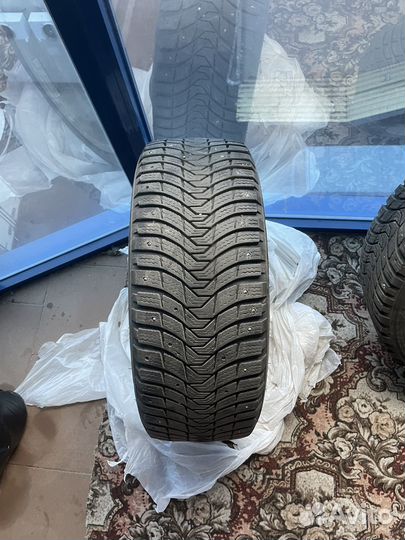 Michelin X-Ice North 3 245/45 R17