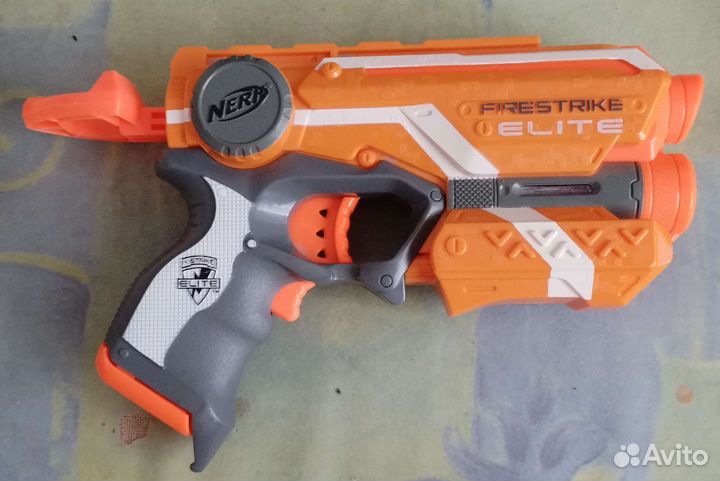 Nerf пистолет