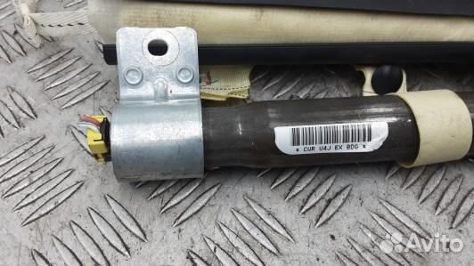 Шторка безопасности dodge caliber (8AR09S402)