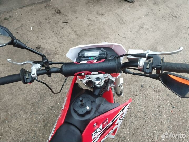 Продам мотоцикл (ataki sx1 150)
