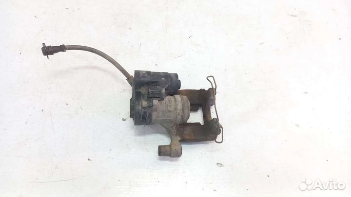 Суппорт задний правый Volkswagen Tiguan 2