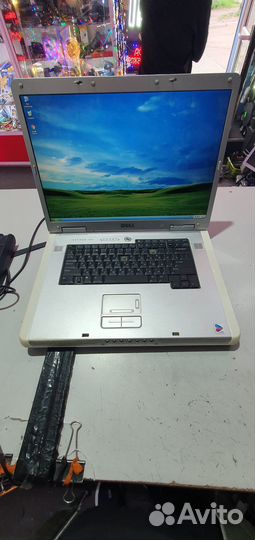 Ноутбук с 17 экраном dell pp14L с сзу