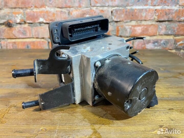 Блок ABS Bmw 5 E60 N52B25 AF 2009 Rest