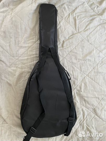 Акустическая гитара