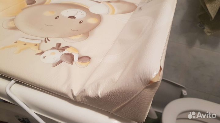 Пеленальный столик CAM с ванночкой на подставке