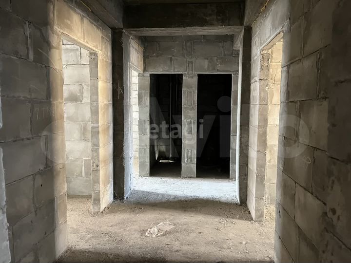 3-к. квартира, 98 м², 1/10 эт.