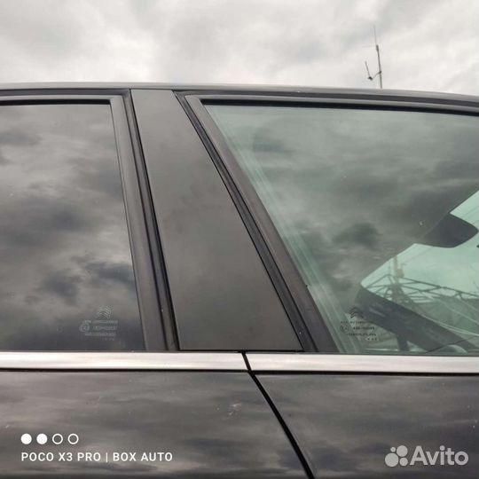 Накладки на центральную стойку Ситроен С4 Седан