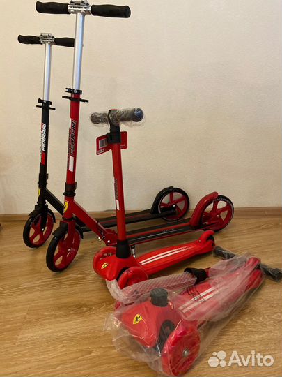 Самокат детский новый