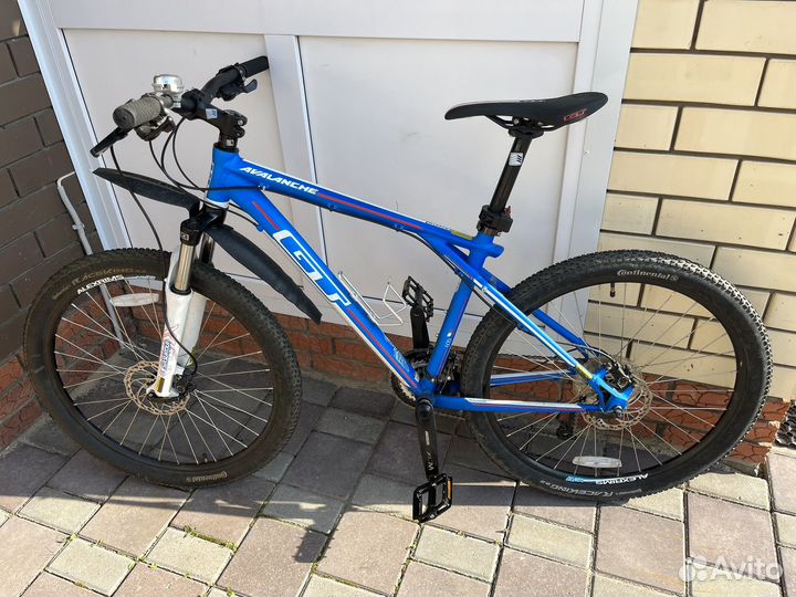 Велосипед GT avalanche Comp