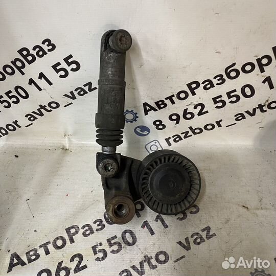 Натяжитель ремня Cayenne 955