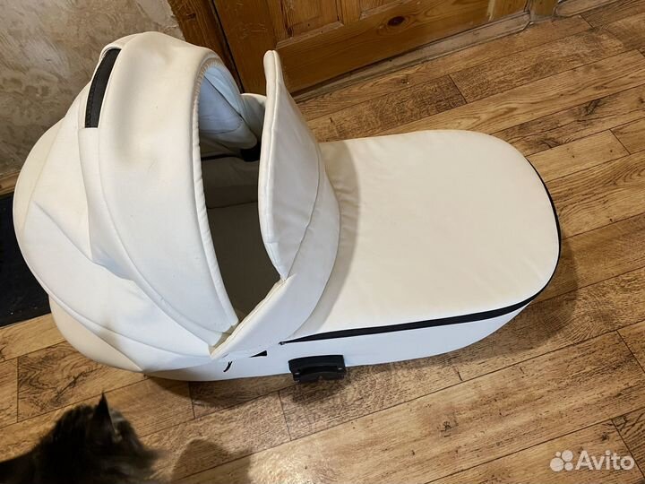 Коляска для новорожденных 2в1
