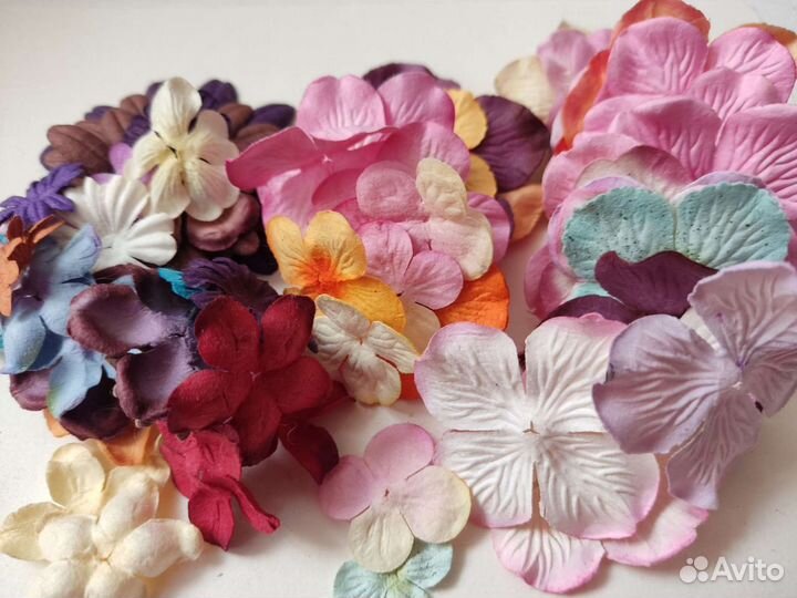 Цветы,розы, гортензии, листочки бумажные