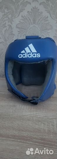 Боксерский шлем adidas aiba