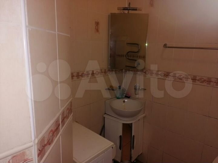 3-к. квартира, 65 м², 1/1 эт.