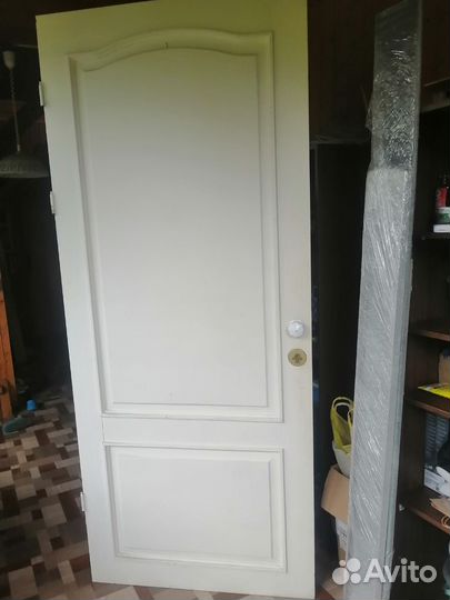 Дверь деревянная бу