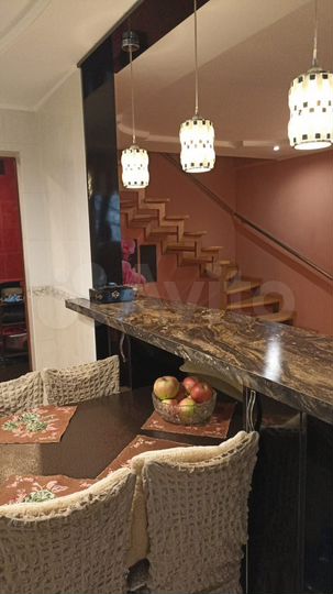 3-к. квартира, 65,5 м², 2/5 эт.