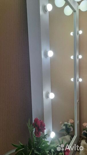 Зеркало напольное с подсветкой