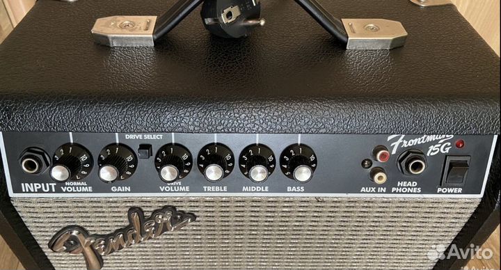 Комбоусилитель Fender Frontman 15G