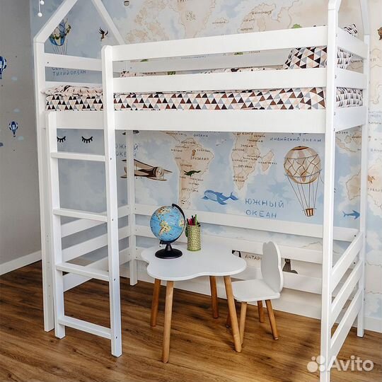 Кровать чердак домик