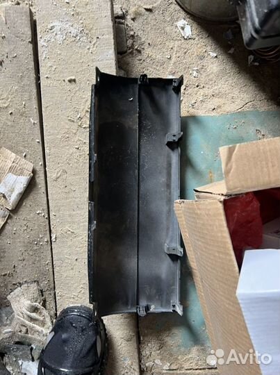 Заглушка заднего бампера/фаркопа lx570 с 12 по 15