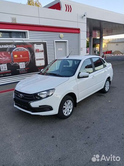 LADA Granta 1.6 МТ, 2022, 3 000 км