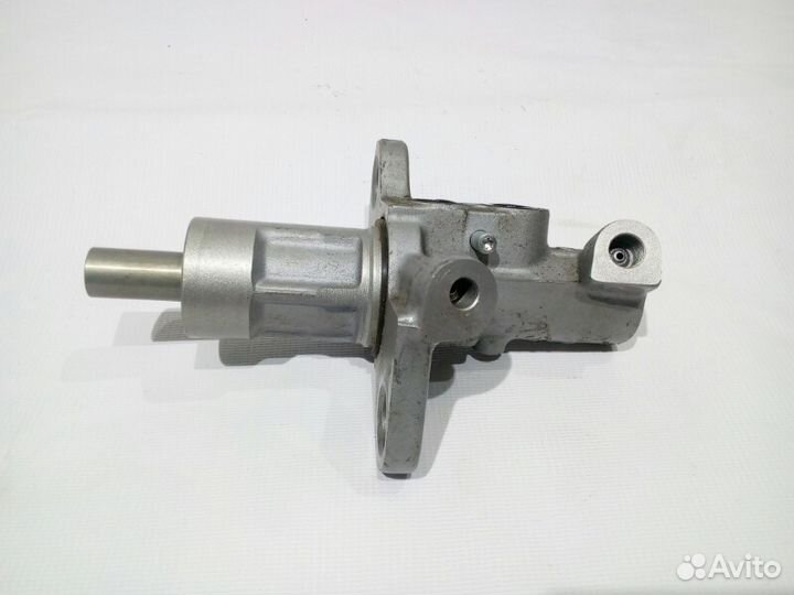 Тормозной цилиндр Chevrolet