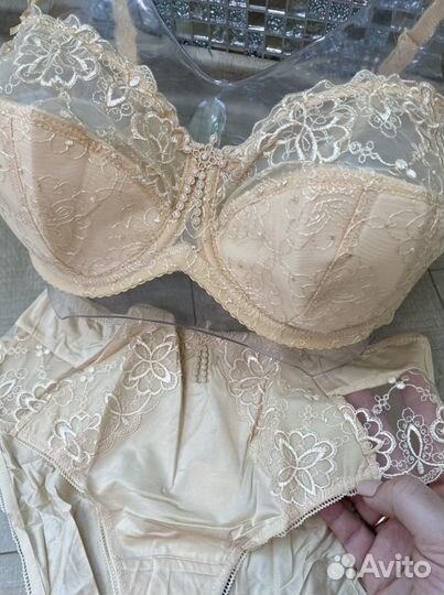 Бюстгальтер 75-100DE (новые )