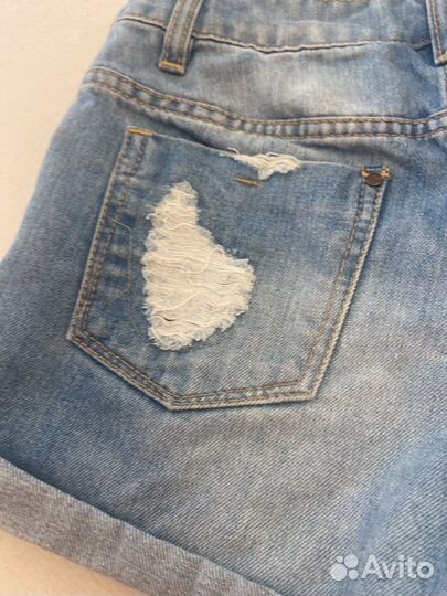 Джинсовые шорты для девочки. Акула. 140