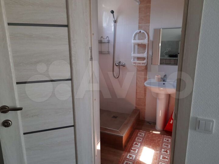 Комната 24 м², 1/3 эт.