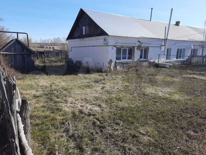 Дом 46 м² на участке 3 сот.