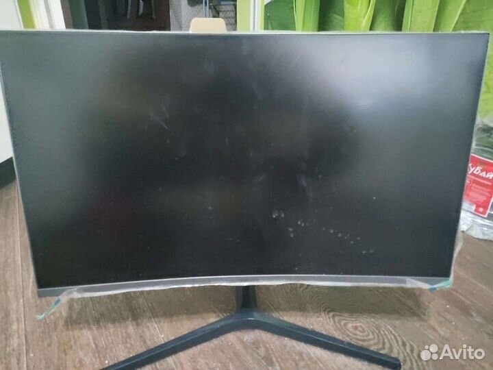 Монитор самсунг разбит экран 27 дюймов 2к 144 ггц
