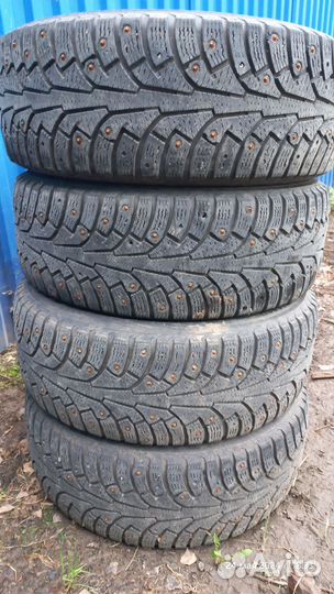 Nokian Tyres W+ 215/55 R17