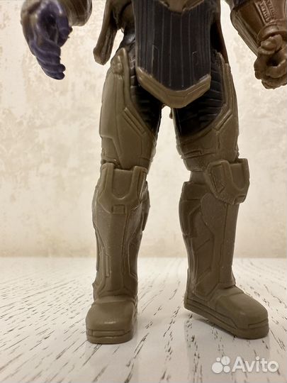 Коллекционная игрушка Танос