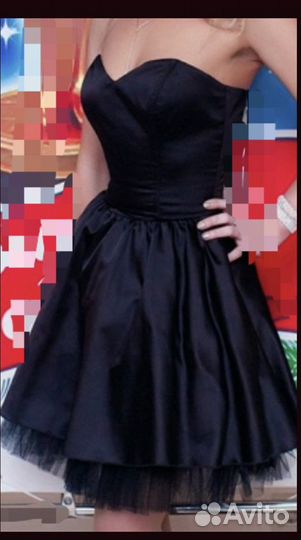 Платье карсетное