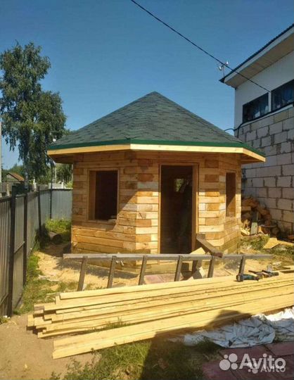 Бригада строителей