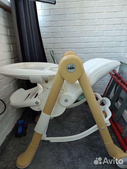 Стульчик для кормления cam