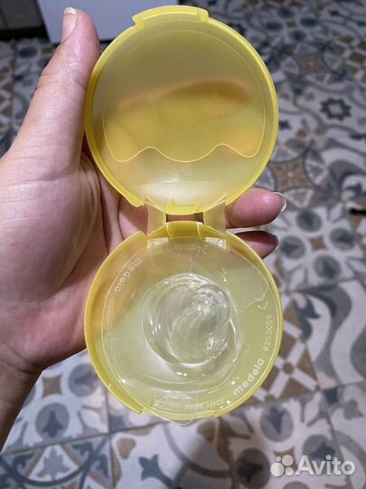 Накладки на грудь Medela, размер M