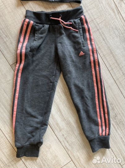 Спортивный костюм adidas для девочек