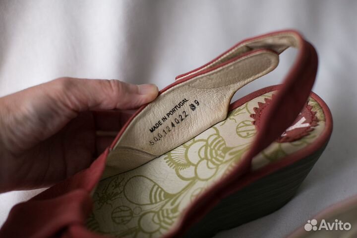 Босоножки женские 39 Fly London