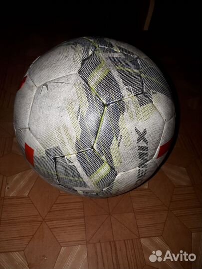 Футбольный мяч demix