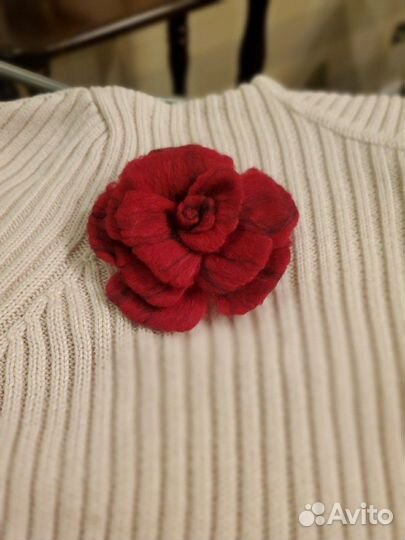 Брошка ручной работы