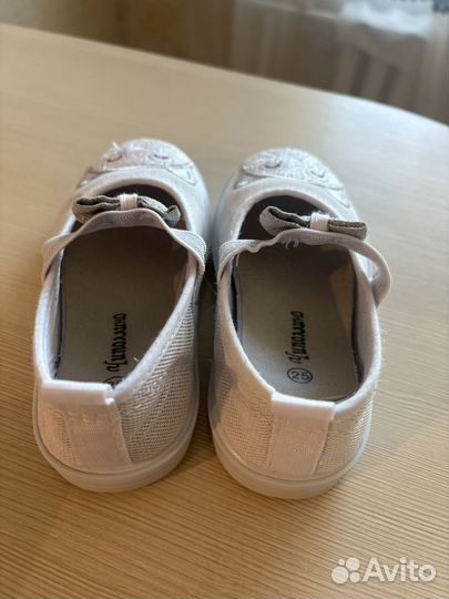 Сандалии для девочки 25 размер