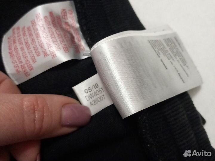 Спортивные штаны adidas 42-44