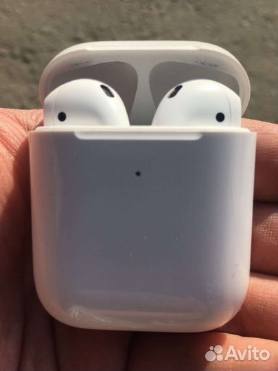 Airpods 2 с беспроводной зарядкой, оригинал