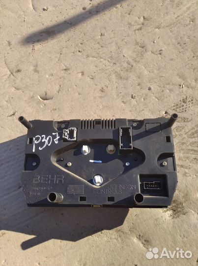 Блок управления печкой Пежо 307