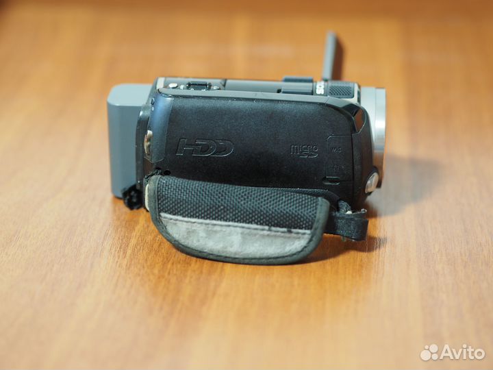 Цифровая видеокамера JVC Everio GZ-HD30ER